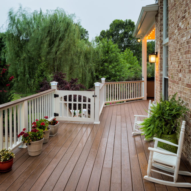 pvc-gate-deck