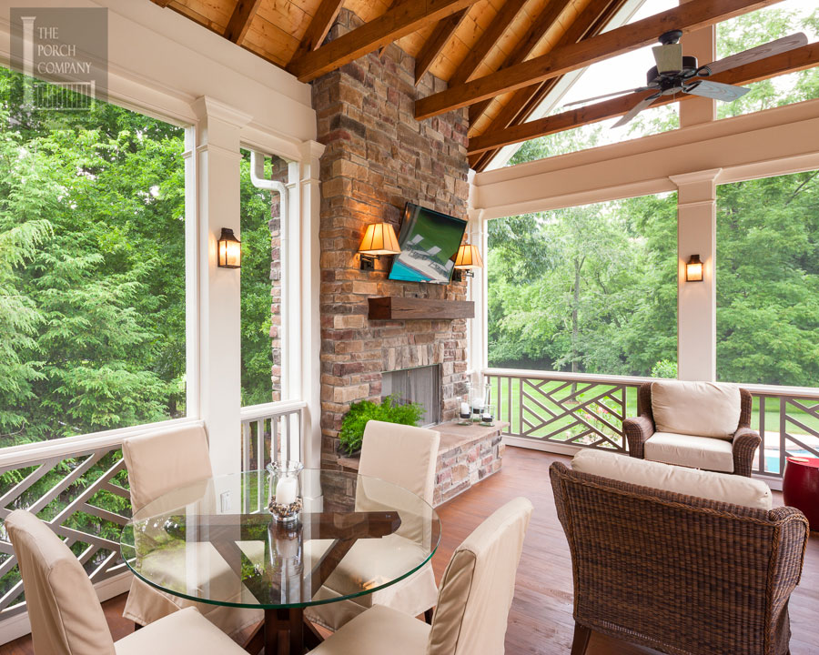 considerations before building your porch – furniture and traffic