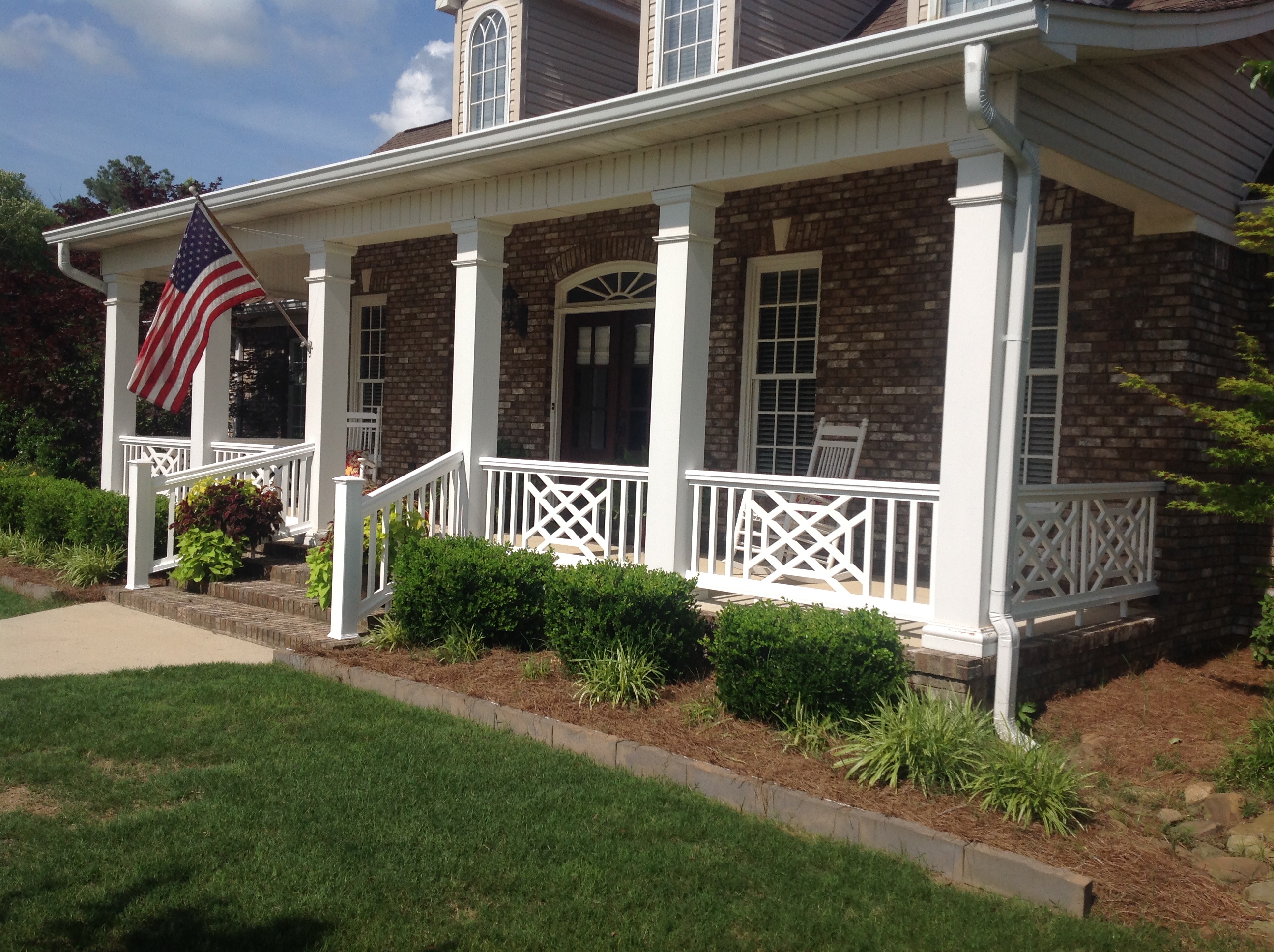 Choosing The Right Porch Railing Style For Your Nashville Home