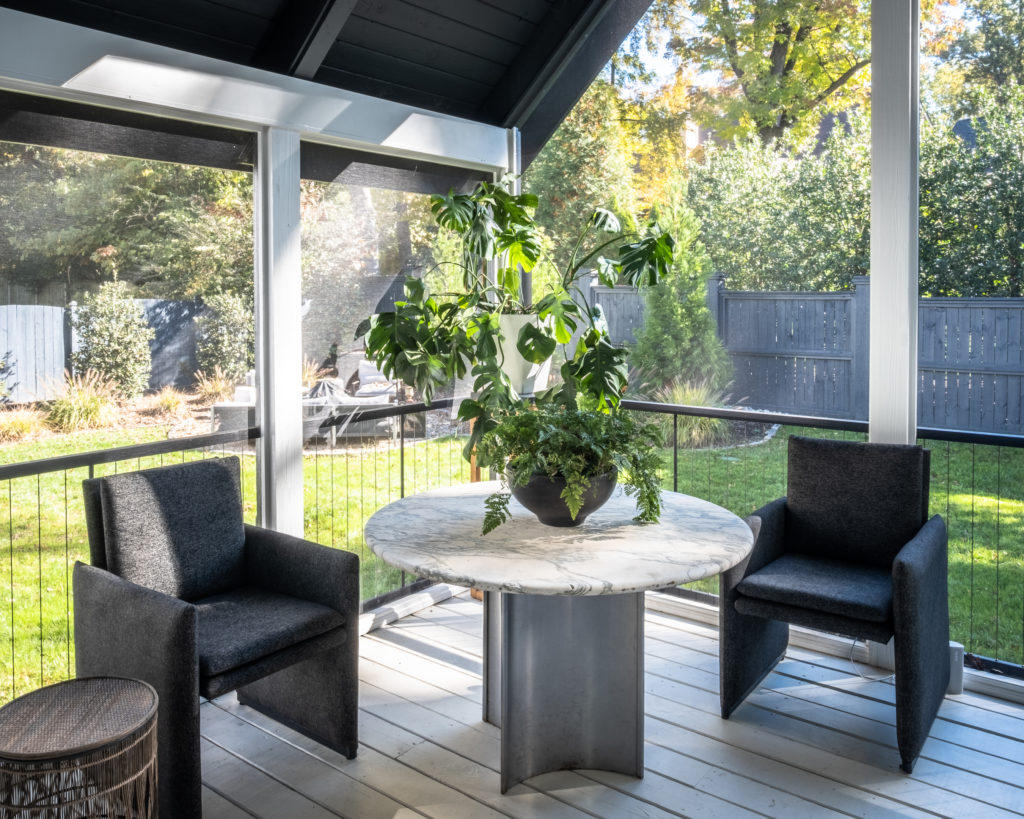 porch-sreened-interior-details-seating-rafters-gable-aluminum-railing-modern