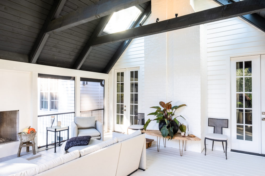 porch-sreened-interior-details-skylight-rafter-firepalace-modern-white-black