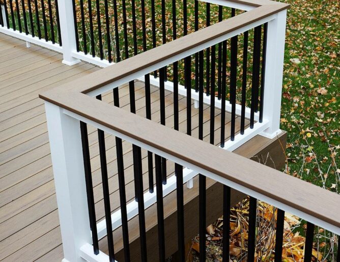 Timbertech Drink Rail + Universal Rail Kit (Top + Bottom) - The Porch ...